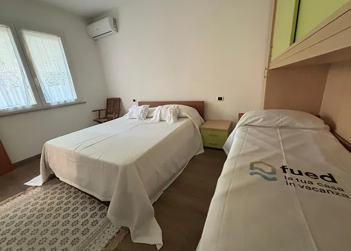 Apartamento Cn021 - Cesenatico, Bilocale Con Corte In Posizione *