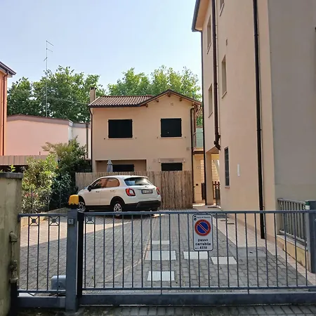 Cn021 - Cesenatico, Bilocale Con Corte In Posizione