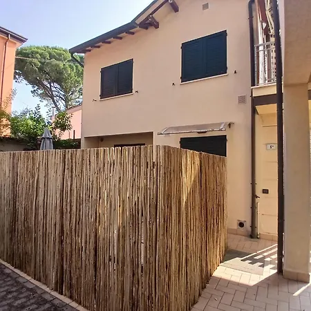 Cn021 - Cesenatico, Bilocale Con Corte In Posizione Cesenatico