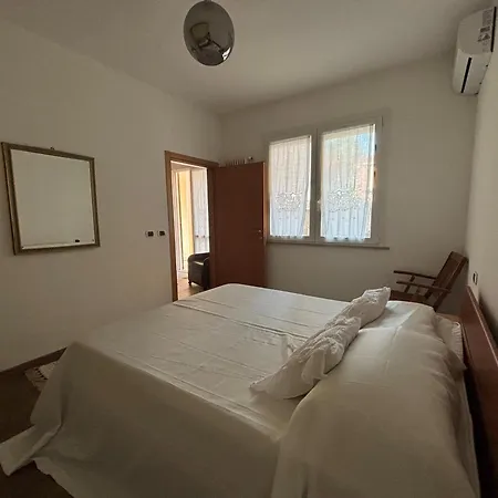 Cn021 - Cesenatico, Bilocale Con Corte In Posizione * Cesenatico