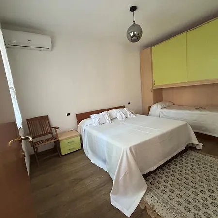 Cn021 - Cesenatico, Bilocale Con Corte In Posizione Cesenatico