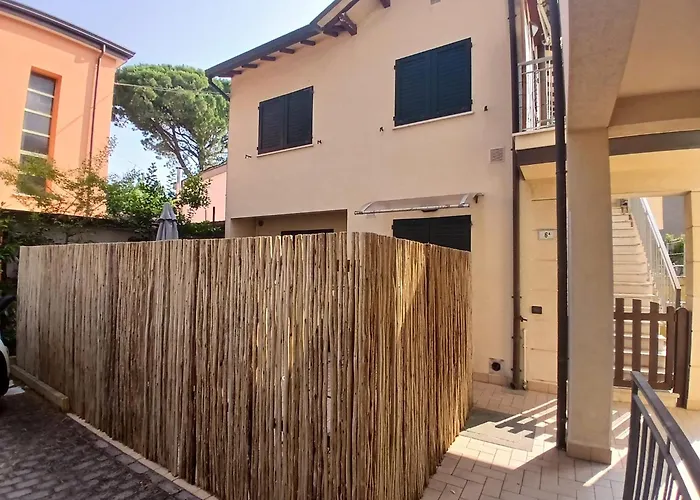 Cn021 - Cesenatico, Bilocale Con Corte In Posizione Cesenatico