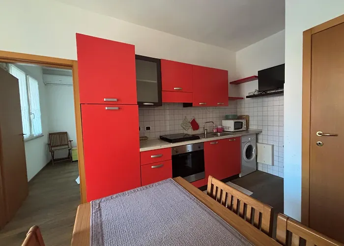 Cn021 - Cesenatico, Bilocale Con Corte In Posizione *